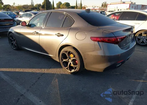 2019 Alfa Romeo Giulia Ti Sport Rwd z USA, uszkodzony, nr VIN ZARFAMBN3K7603984